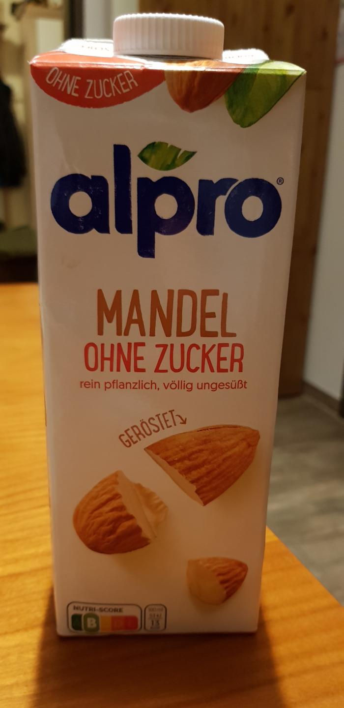 Mandelmilch