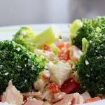 Brokkoli-Salat mit Schafskäse